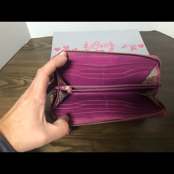 Cole Haan pink Patton Full zip wallet - Picture 8 of 15